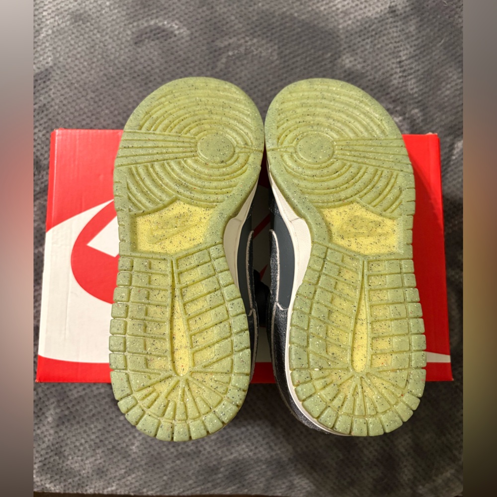 Nike Dunk Low (grey/phantom scream green) - Picture 2 of 5
